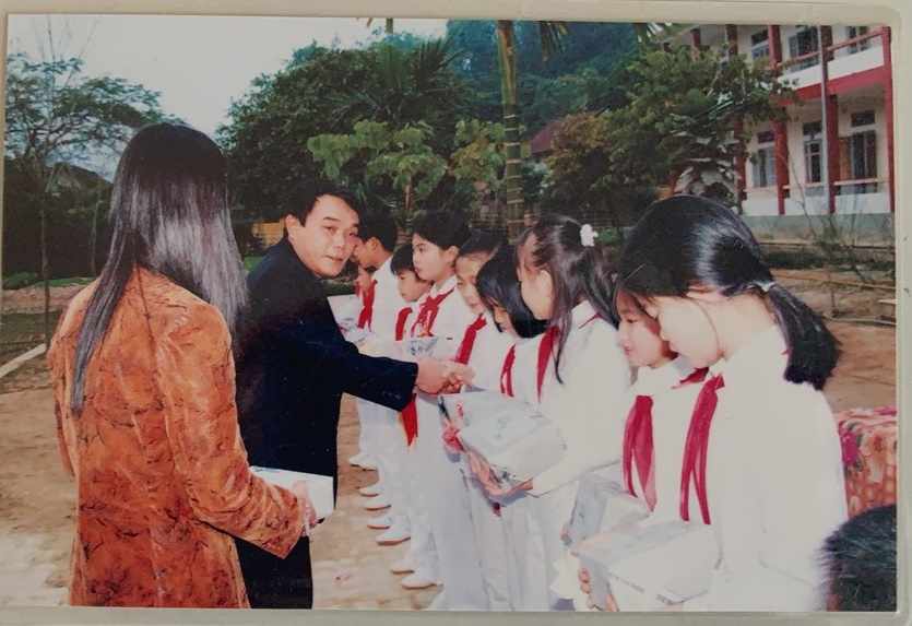 image001